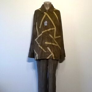 Stylish 2pc Green & Tan Geometric Mole Skin Suit Set by M2 by Morvati